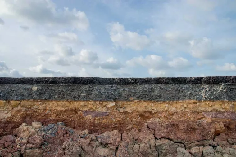 Comment détecter une zone de désolidarisation dans le sol ?, Ajaccio, URBAN TOPO